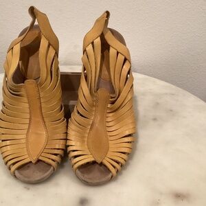 Vintage Camper Brand Yellow Wedge Heels